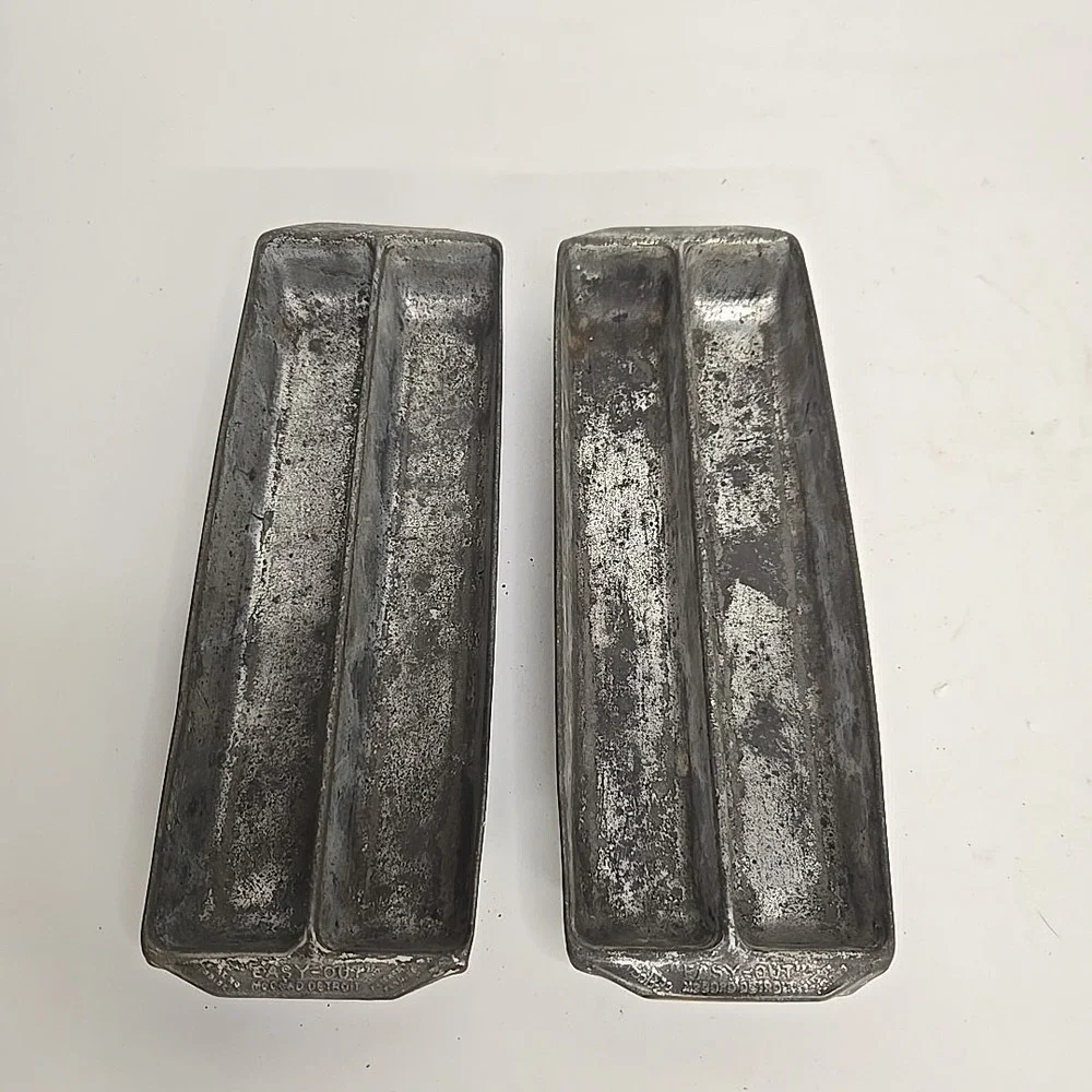 Vintage ALUMINUM ICE‎ CUBE TRAY -  Easy Out